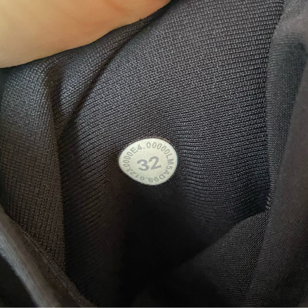 Lululemon Black ABC Slim Fit Pant 32” - Picture 4 of 4